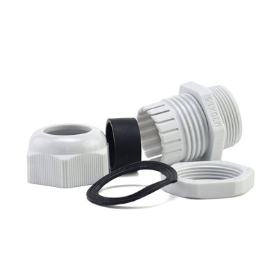 I giunti di plastica delle ghiandole di cavo elettrico impermeabilizzano i connettori per la scatola di giunzione M12 - M40