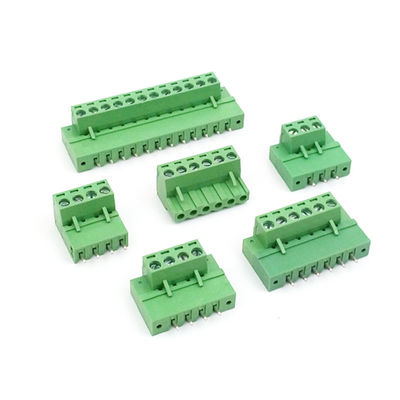 i blocchetti terminali alimentabili della vite del PWB del passo di 5.08mm tappano Pin Header diritto con la flangia