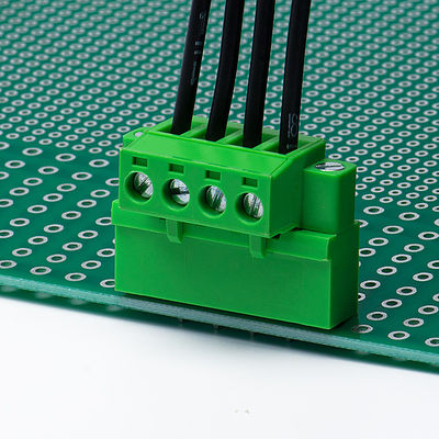 spina alimentabile Pin Header ad angolo retto dei blocchetti terminali della vite del PWB del passo di 5.08mm con la flangia