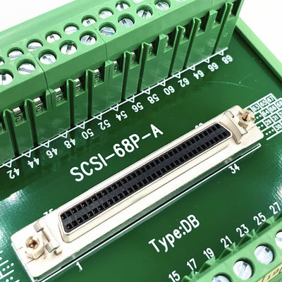 Ferrovia di BACCANO di SCSI 68 Pin Connector che monta tipo adattatore dei blocchetti terminali