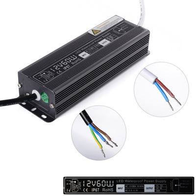 La CC 12V 60W che accende il driver impermeabile Power Supply IP67 del trasformatore LED ha introdotto l'adattatore di AC170-250V per la striscia del LED