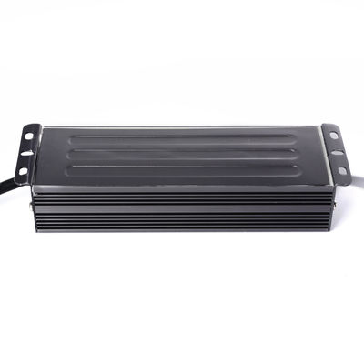 La CC 12V 60W che accende il driver impermeabile Power Supply IP67 del trasformatore LED ha introdotto l'adattatore di AC170-250V per la striscia del LED