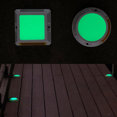 La piattaforma fluorescente Auto-luminescente di plastica accende la lampada all'aperto di messa a terra del giardino della luce della strada privata di via