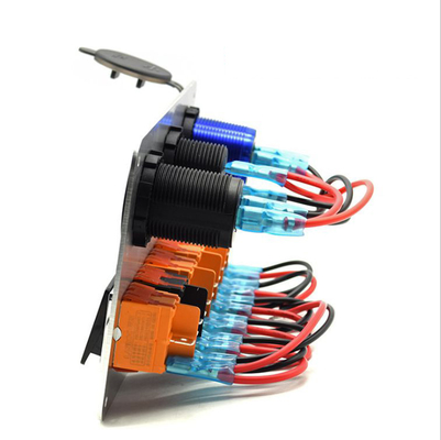 Incavo di potere doppio dell'adattatore dello sbocco del caricatore di USB 4.8A per la nave automatica 12-24V impermeabile del camion del motociclo