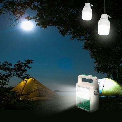 Lampada portatile del pannello 2 LED della Banca di energia solare con il sistema di illuminazione di emergenza del caricabatteria del cavo di USB