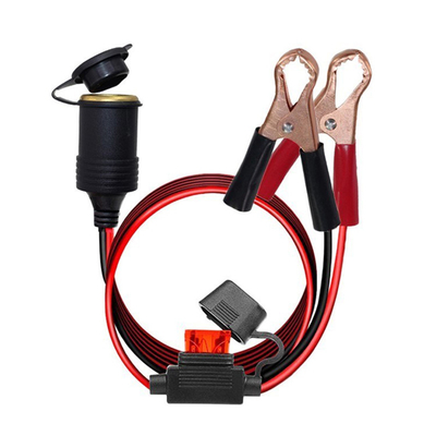 Sbocco di potere femminile dell'incavo dell'accendino del camion del motociclo dell'automobile con 5M Cable 12V 24V