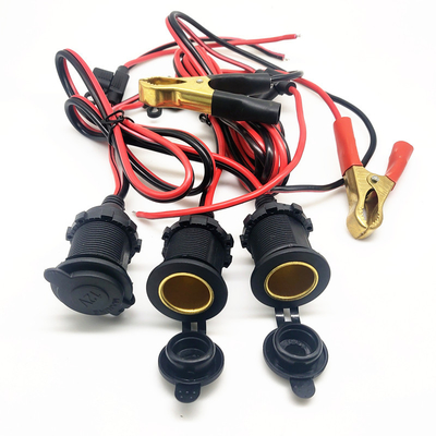 Sbocco di potere femminile dell'incavo dell'accendino del camion del motociclo dell'automobile con 5M Cable 12V 24V