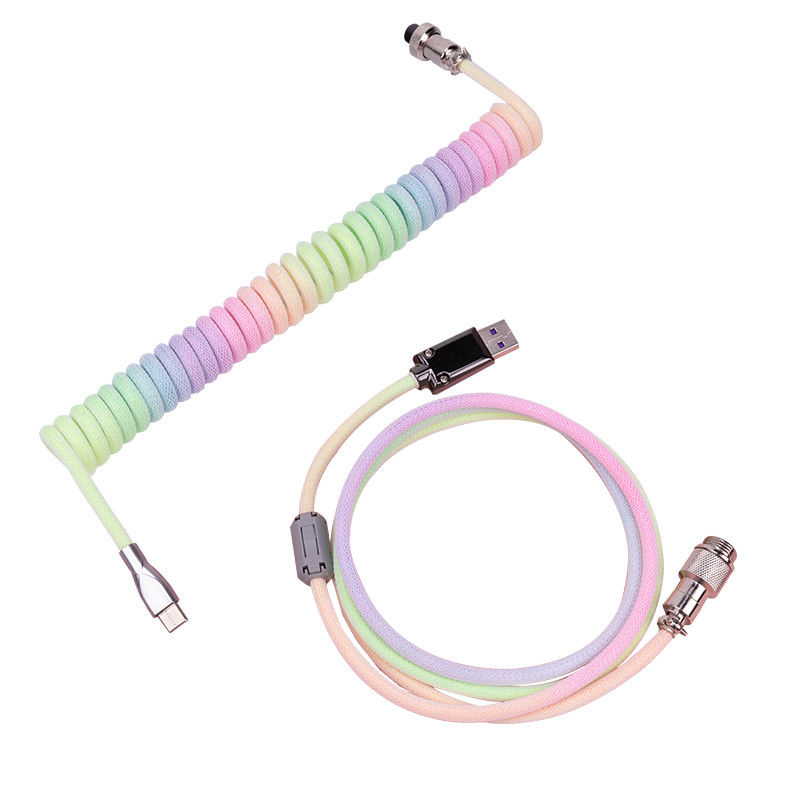 Connettore arrotolato del cavo meccanico della tastiera audio che coppia il tipo-c cavo di USB dell'arcobaleno