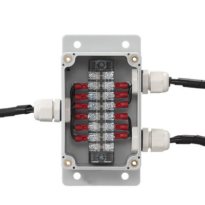 Scatola di giunzione impermeabile di distribuzione via cavo IP65 100*68*50mm con il montaggio della parete di modi dei blocchetti terminali 3